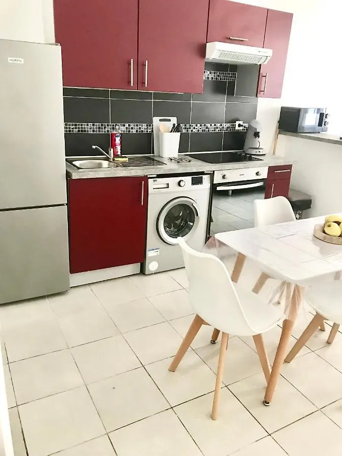 Jolie T2 La Ciotat Apartment